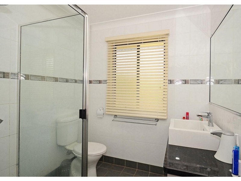 33 Sandrabarbara Drive, Booral QLD 4655