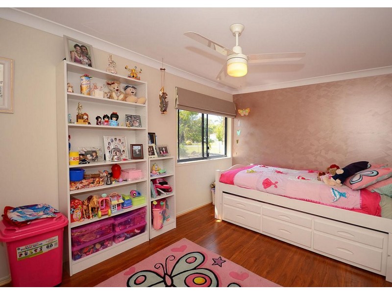 33 Sandrabarbara Drive, Booral QLD 4655