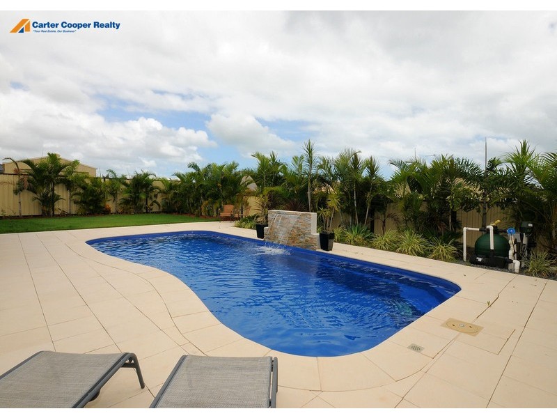 23 Harrison Cct, Urangan QLD 4655