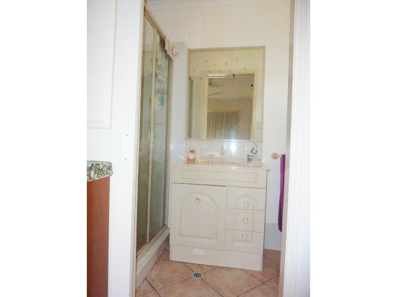 19 Baird Dr, Pialba QLD 4655