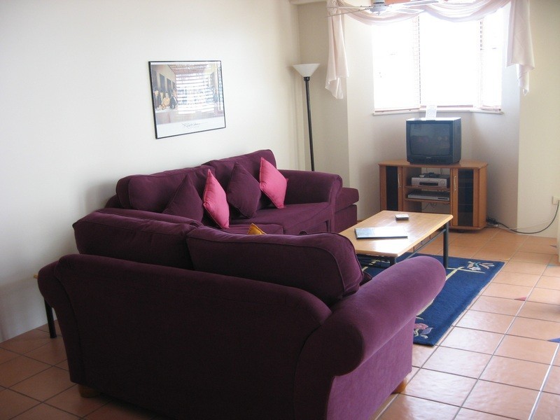 3/566 Charlton Esplanade, Urangan QLD 4655