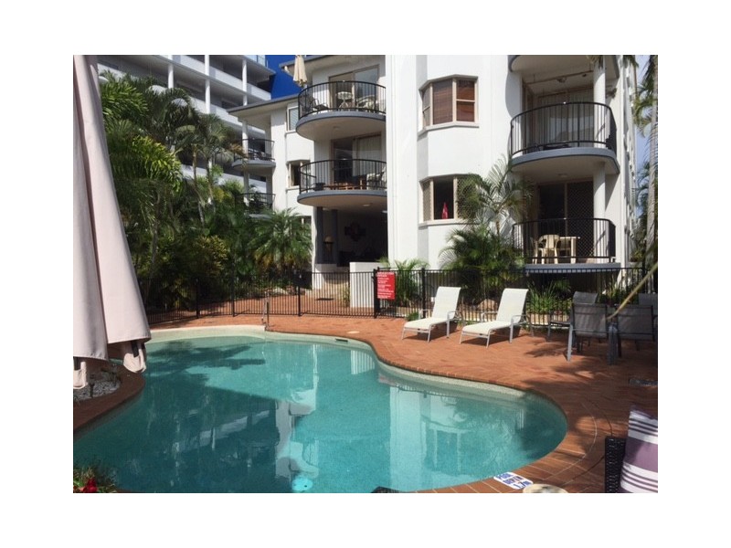 3/566 Charlton Esplanade, Urangan QLD 4655