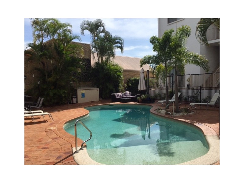 3/566 Charlton Esplanade, Urangan QLD 4655