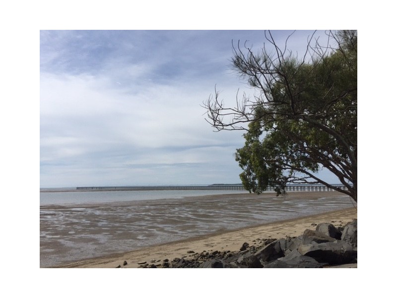 3/566 Charlton Esplanade, Urangan QLD 4655
