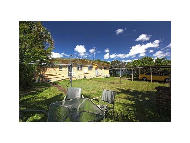 1 and 2 , 43  John Street, Scarness QLD 4655