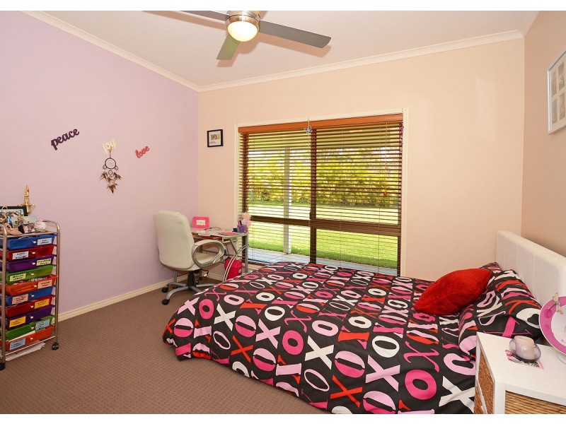 214 Condor Drive, Sunshine Acres QLD 4655