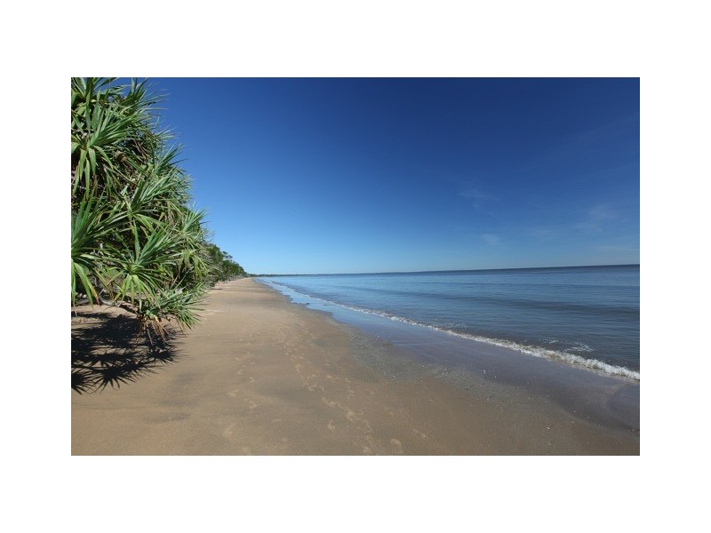 30 Meadow Drive, Dundowran Beach QLD 4655