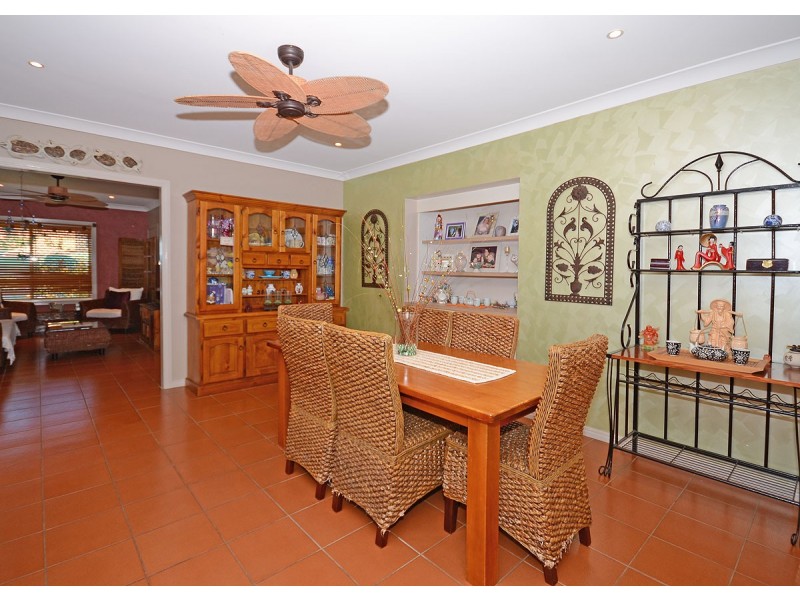 10 Kentia Court, Kawungan QLD 4655