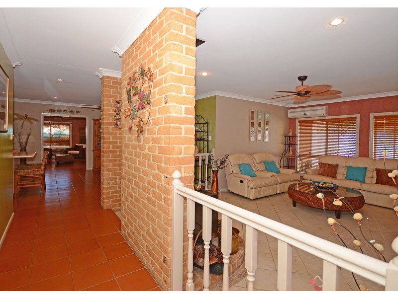 10 Kentia Court, Kawungan QLD 4655