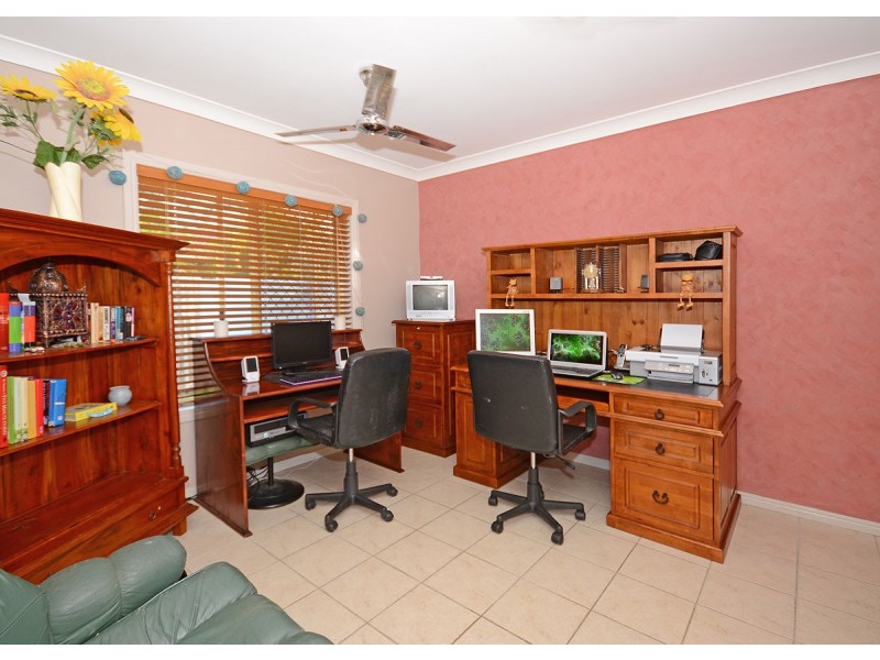 10 Kentia Court, Kawungan QLD 4655