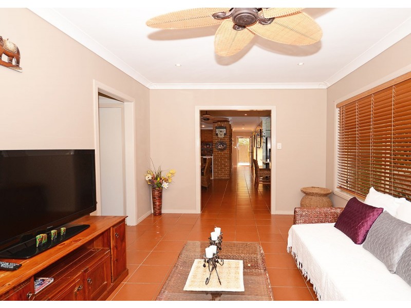 10 Kentia Court, Kawungan QLD 4655