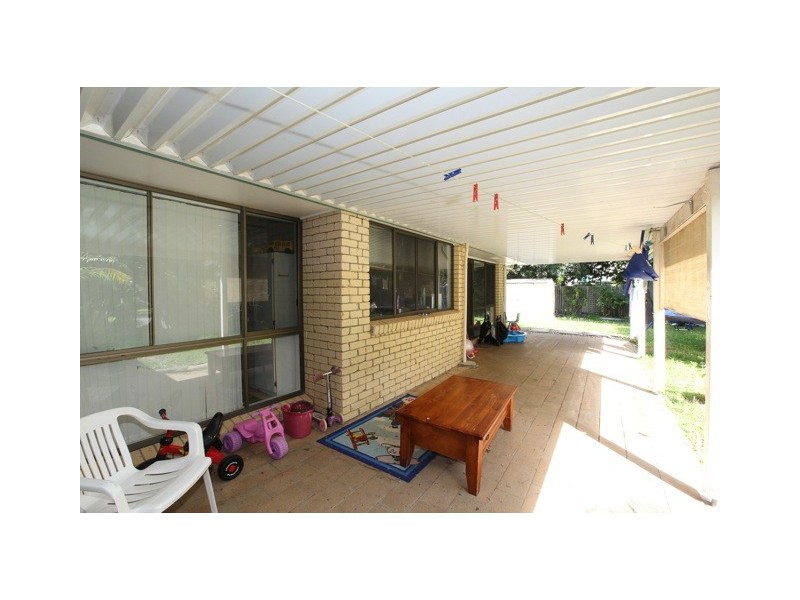 122 Corser Street, Point Vernon QLD 4655