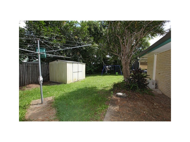 122 Corser Street, Point Vernon QLD 4655