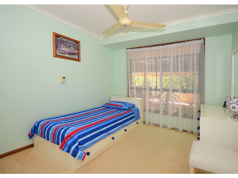 40 Moonbi Street, Scarness QLD 4655