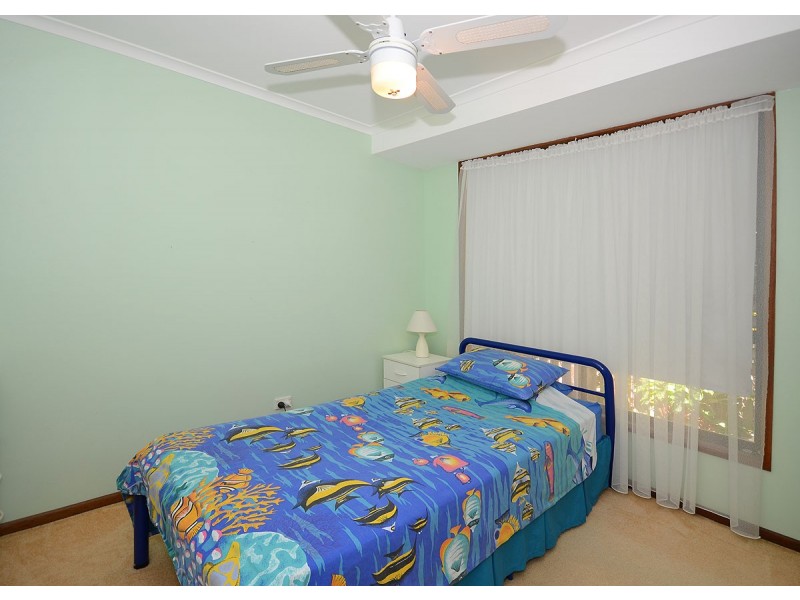 40 Moonbi Street, Scarness QLD 4655