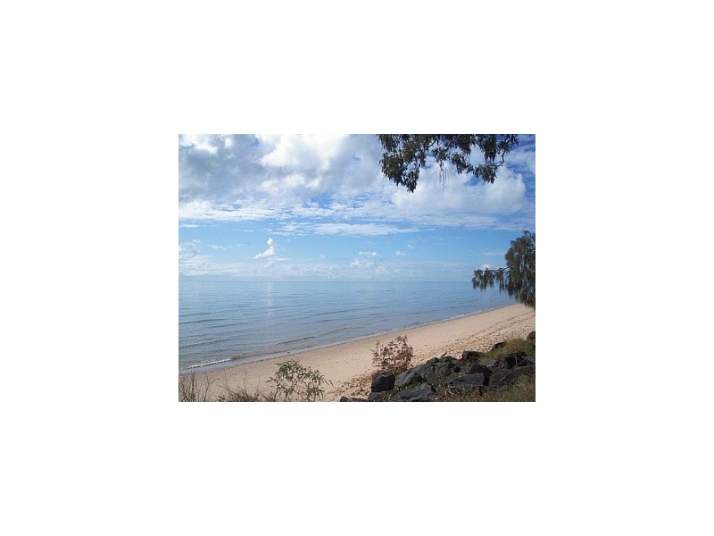 14 TRAVIS RD, Burrum Heads QLD 4659