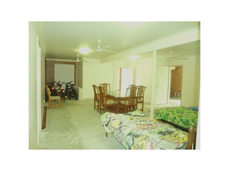 14 TRAVIS RD, Burrum Heads QLD 4659