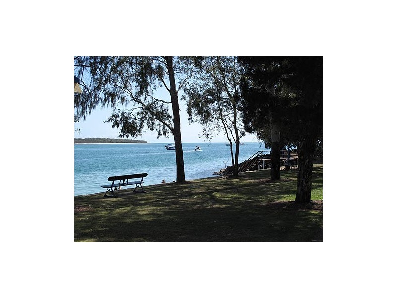 14 TRAVIS RD, Burrum Heads QLD 4659