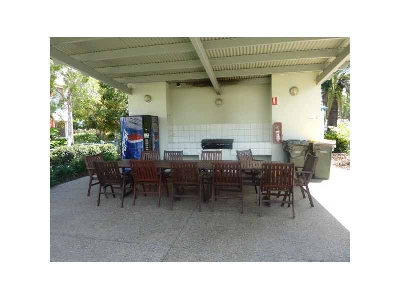 14-68 Pulgul, Urangan QLD 4655