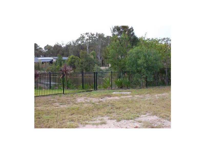 8 Conservation Drive, Urraween QLD 4655