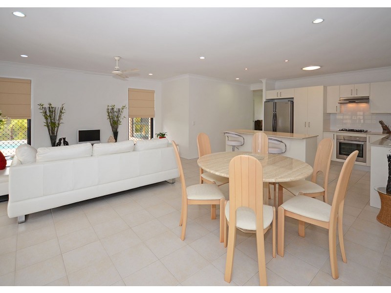 21 Salamander Ave, Urraween QLD 4655