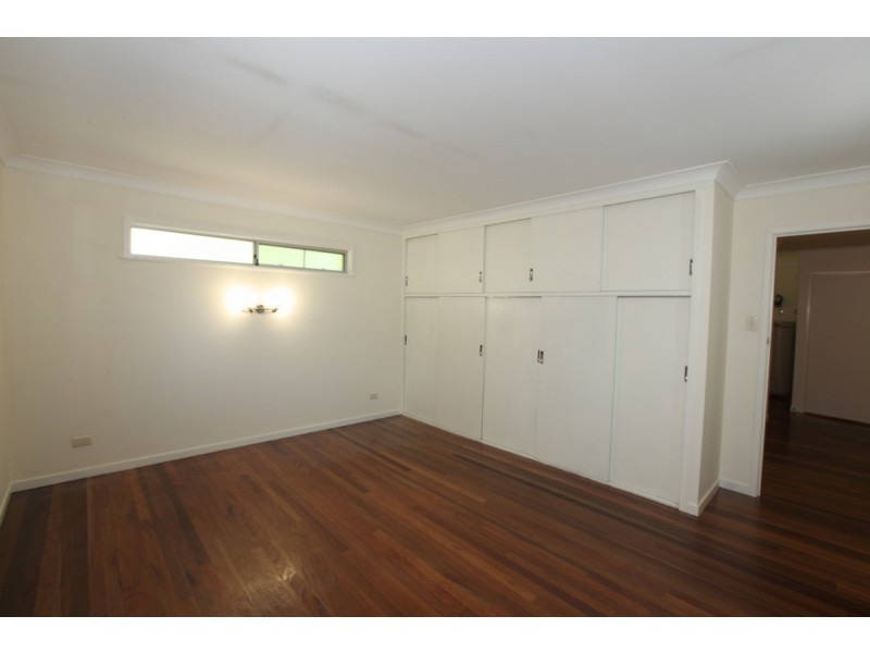 109 Freshwater Street, Torquay QLD 4655