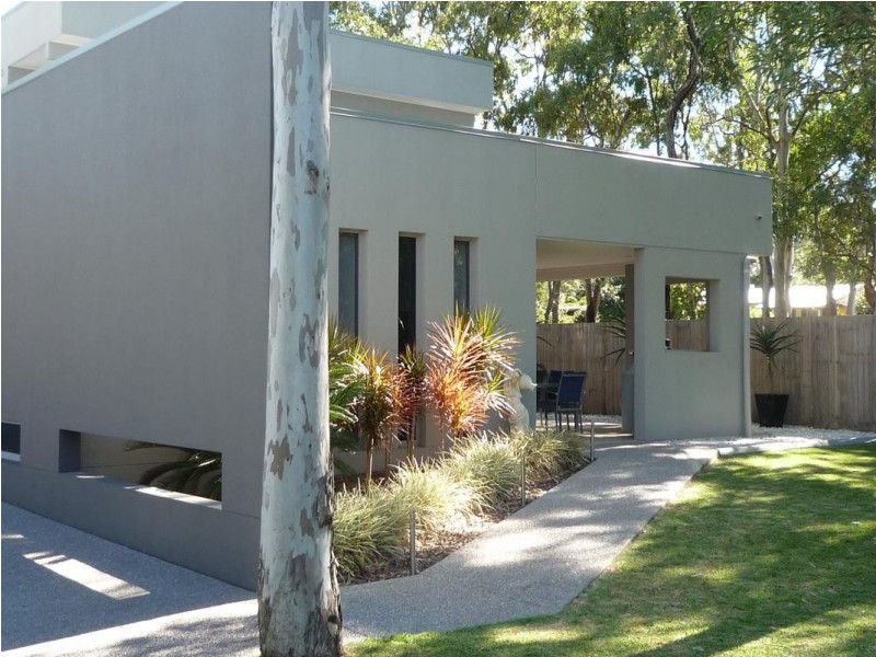 43 Lyons Street, Point Vernon QLD 4655