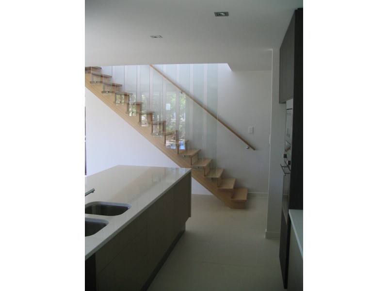 43 Lyons Street, Point Vernon QLD 4655