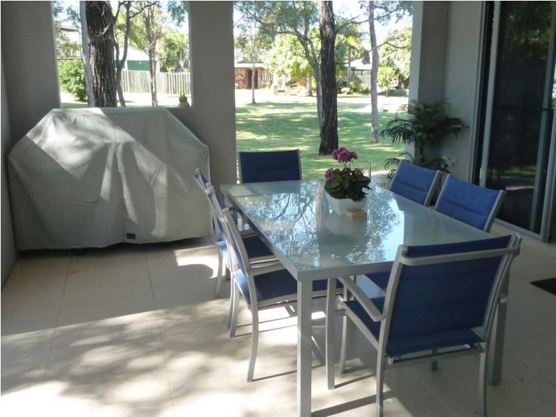 43 Lyons Street, Point Vernon QLD 4655