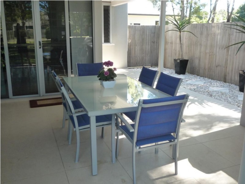 43 Lyons Street, Point Vernon QLD 4655