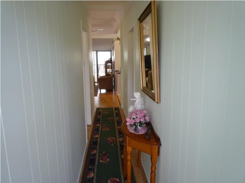 11 Hunter Street, Torbanlea QLD 4662