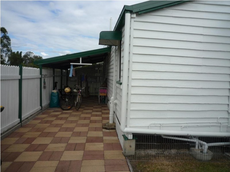 11 Hunter Street, Torbanlea QLD 4662