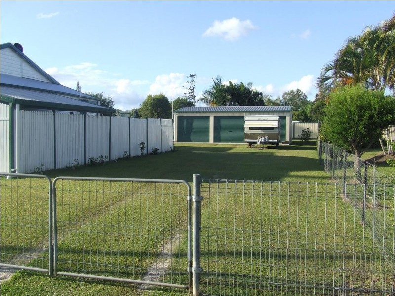 11 Hunter Street, Torbanlea QLD 4662