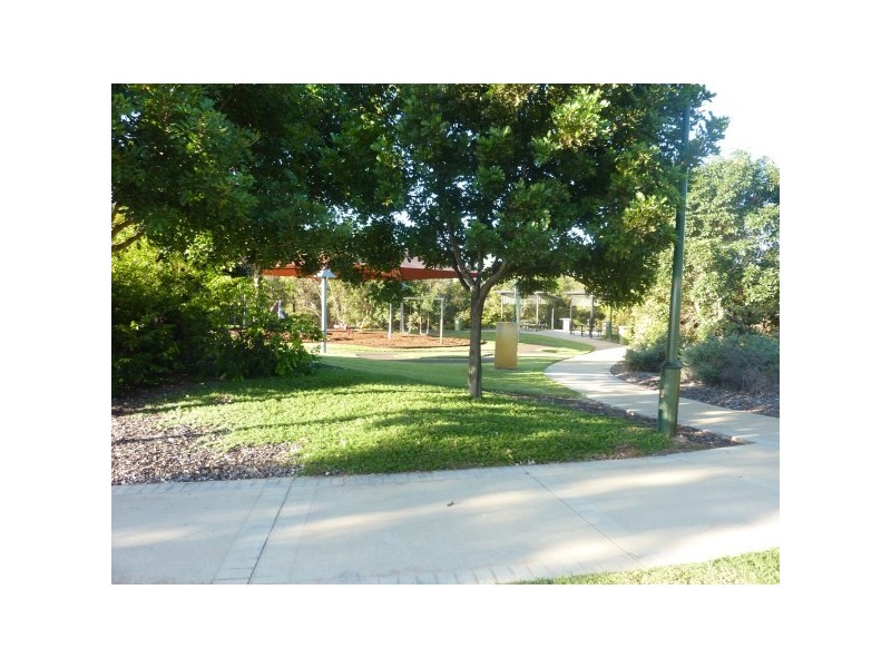 5 BAY BREEZE, Wondunna QLD 4655