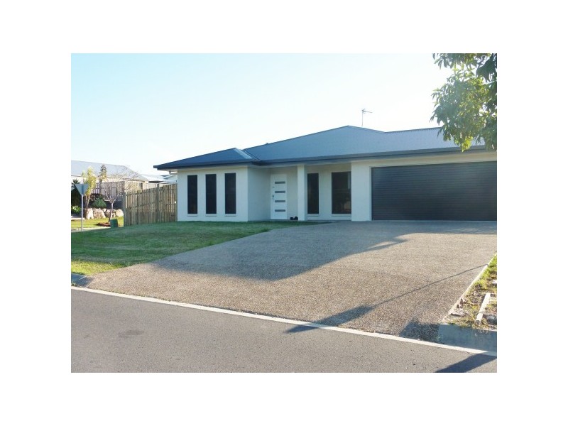 11 PARKLANDS BVD, Wondunna QLD 4655