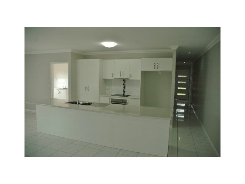 11 PARKLANDS BVD, Wondunna QLD 4655