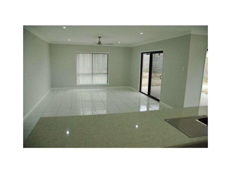 11 PARKLANDS BVD, Wondunna QLD 4655