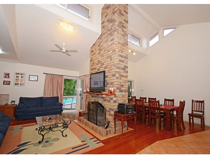 7 Austin Court, Point Vernon QLD 4655