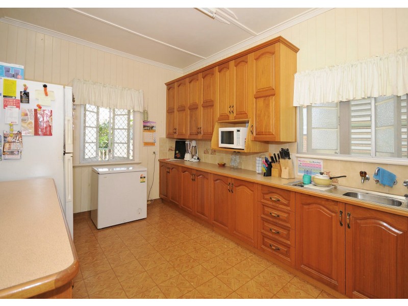 78 Cypress Street, Torquay QLD 4655