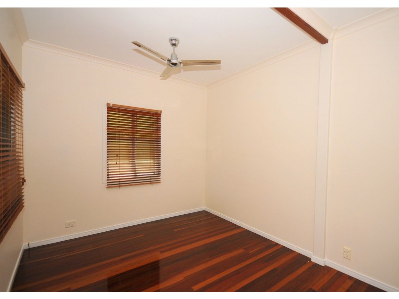 8 Corser Street, Point Vernon QLD 4655