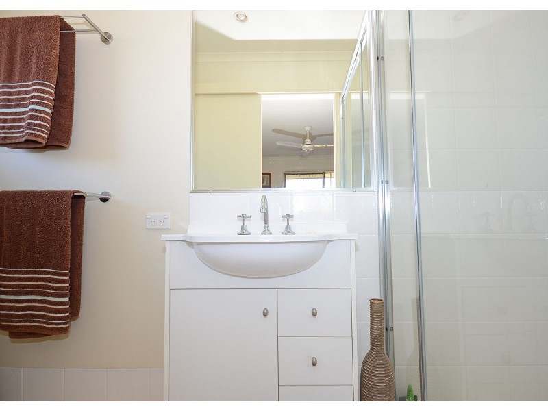 31 Pembridge Cct, Urraween QLD 4655