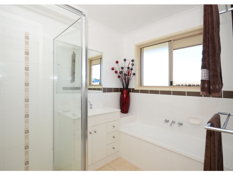 31 Pembridge Cct, Urraween QLD 4655