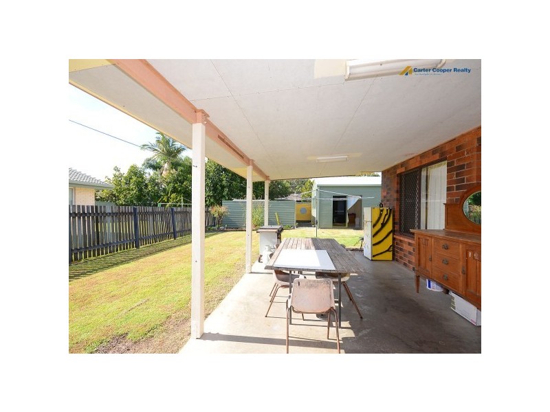 6 Drummond St, Urangan QLD 4655