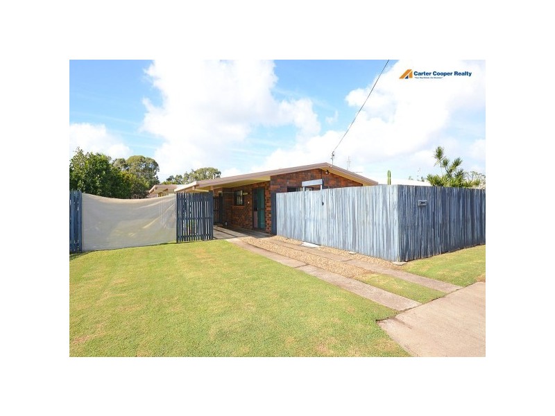 6 Drummond St, Urangan QLD 4655