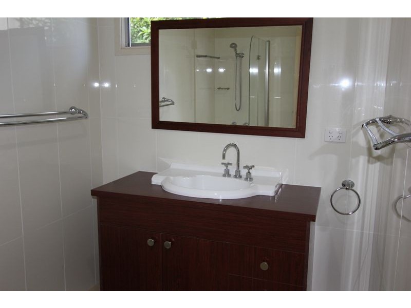 27 Ann Street, Torquay QLD 4655