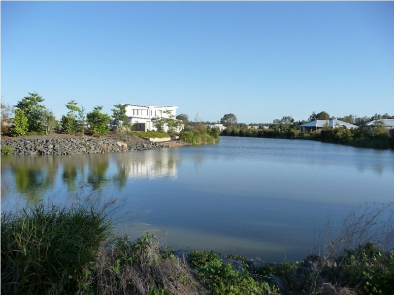 21 Harmony Ave, Urraween QLD 4655