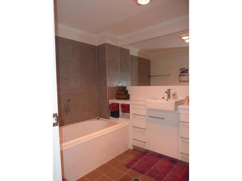 63-230 Pulgul, Urangan QLD 4655