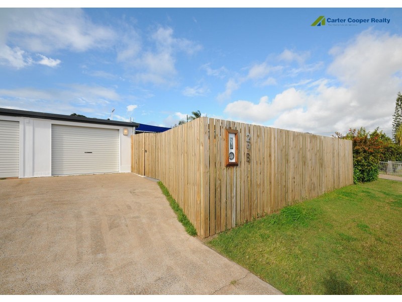 29B Saunders st, Point Vernon QLD 4655