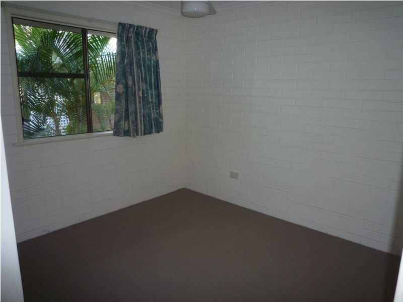 10/415 Boat Harbour Drive, Torquay QLD 4655