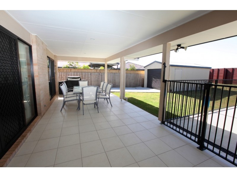 13 Bramble Court, Urraween QLD 4655